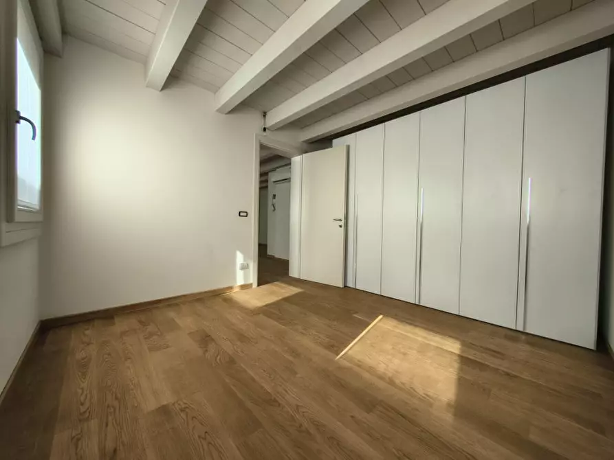 Immagine 2 di Appartamento in vendita  in Contra' Ponte Novo a Vicenza