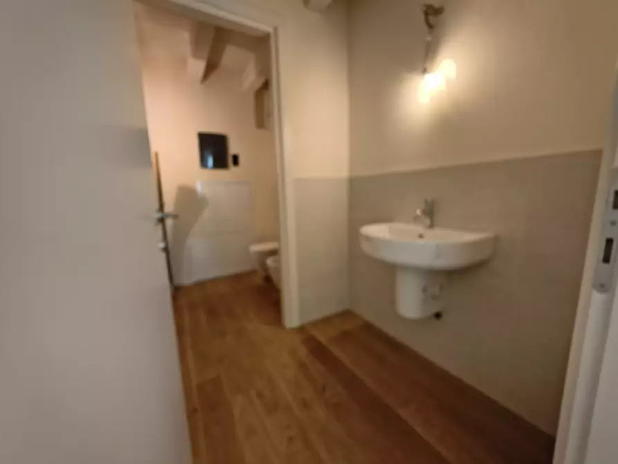 Immagine 6 di Appartamento in vendita  in Contra' Ponte Novo a Vicenza