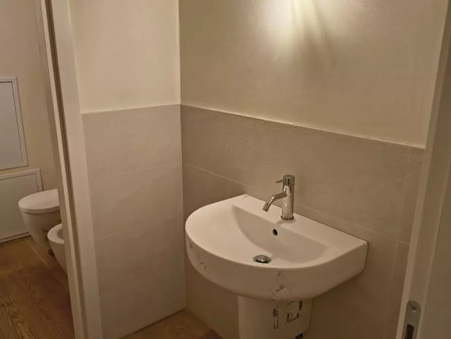 Immagine 7 di Appartamento in vendita  in Contra' Ponte Novo a Vicenza