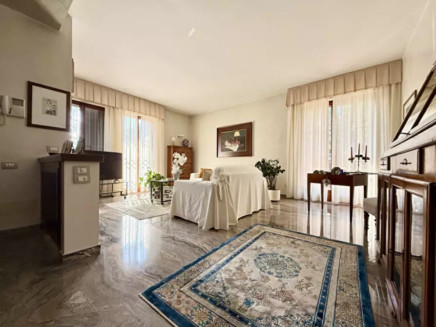 Immagine 5 di Villa in vendita  in Via San Fenzo 2 a Verona