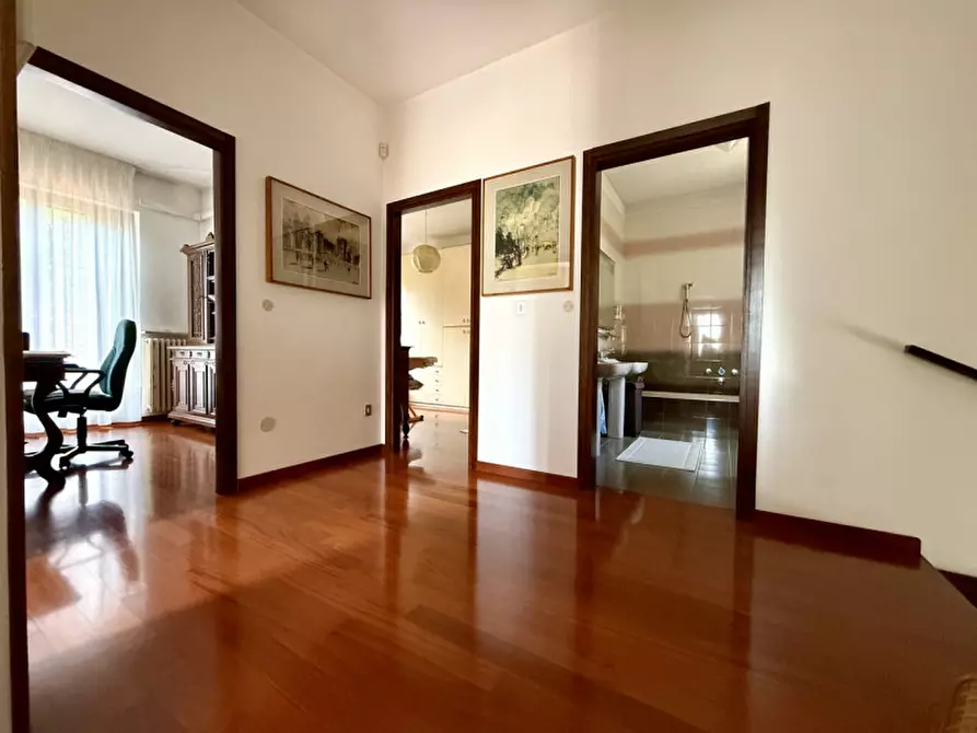 Immagine 9 di Villa in vendita  in Via San Fenzo 2 a Verona