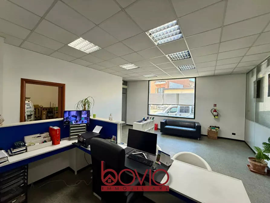 Immagine 10 di Capannone industriale in vendita  in Strada Bertolla 162 a Torino