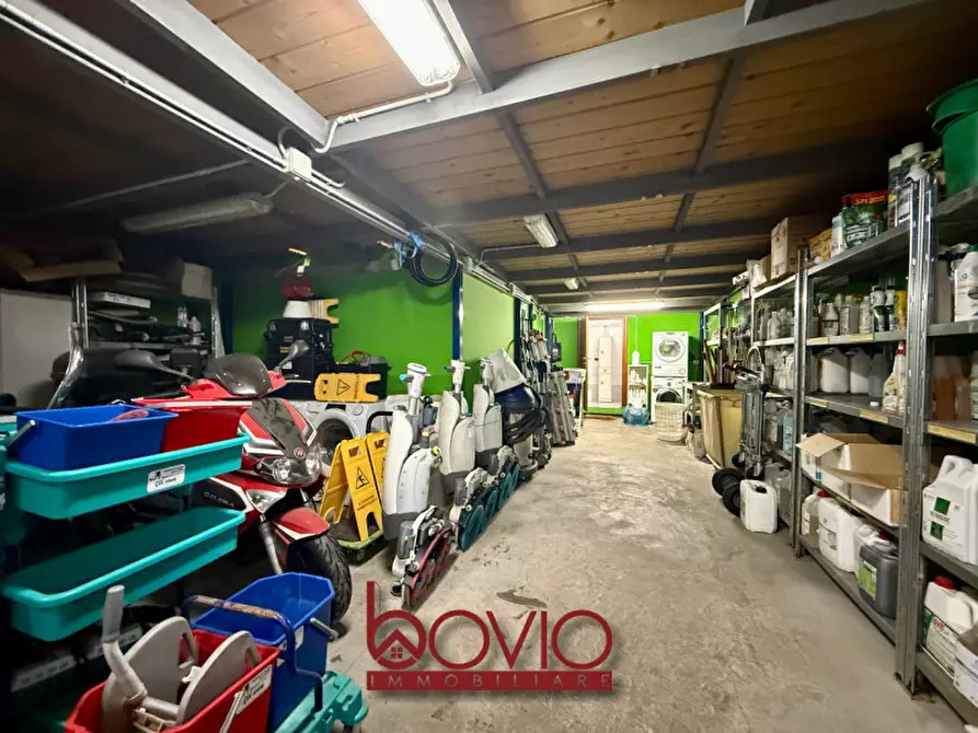 Immagine 25 di Capannone industriale in vendita  in Strada Bertolla 162 a Torino