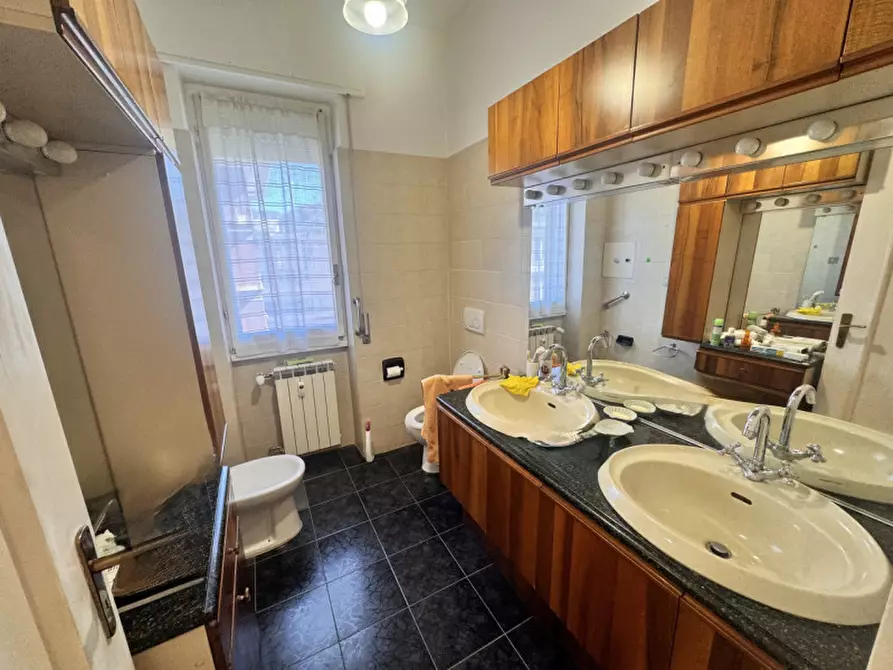 Immagine 17 di Appartamento in vendita  in TIMAVO a Genova