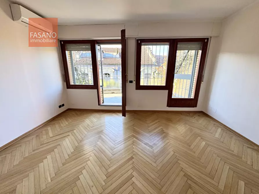 Immagine 5 di Attico in affitto  in Via Andrea Doria a Torino