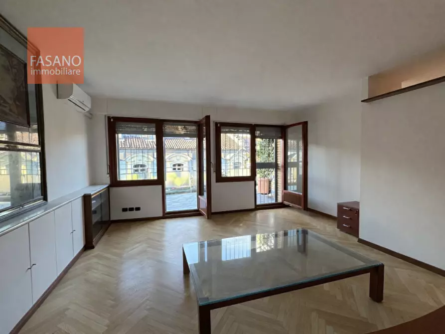 Immagine 6 di Attico in affitto  in Via Andrea Doria a Torino