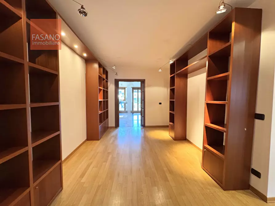 Immagine 10 di Attico in affitto  in Via Andrea Doria a Torino