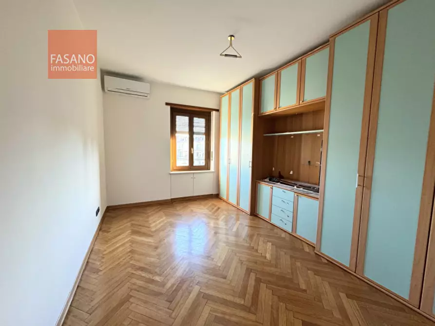 Immagine 17 di Attico in affitto  in Via Andrea Doria a Torino