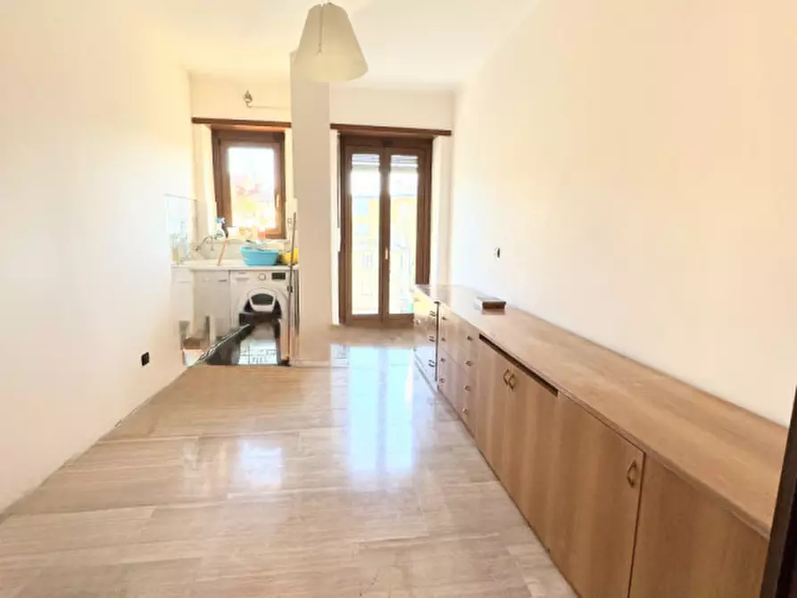 Immagine 20 di Attico in affitto  in Via Andrea Doria a Torino