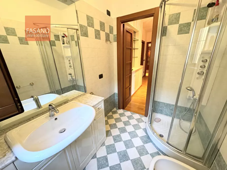 Immagine 26 di Attico in affitto  in Via Andrea Doria a Torino