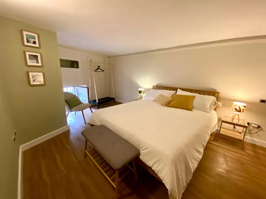 Immagine 2 di Appartamento in affitto  in via san carlo alle mortelle 2 a Napoli