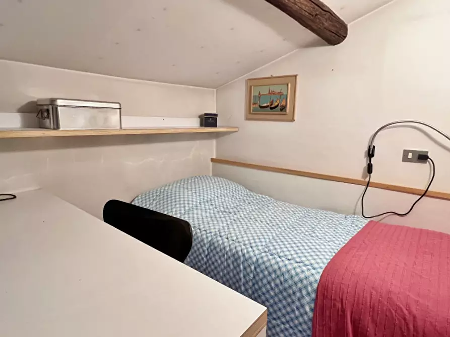 Immagine 20 di Casa bifamiliare in vendita  in Viale della Pace a Vicenza