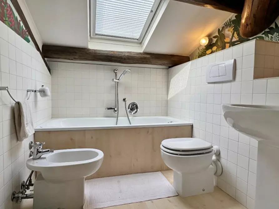 Immagine 25 di Casa bifamiliare in vendita  in Viale della Pace a Vicenza