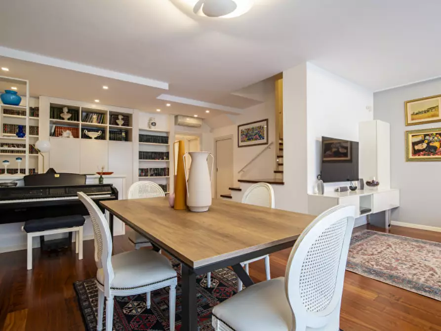 Immagine 1 di Casa bifamiliare in vendita  a Abano Terme