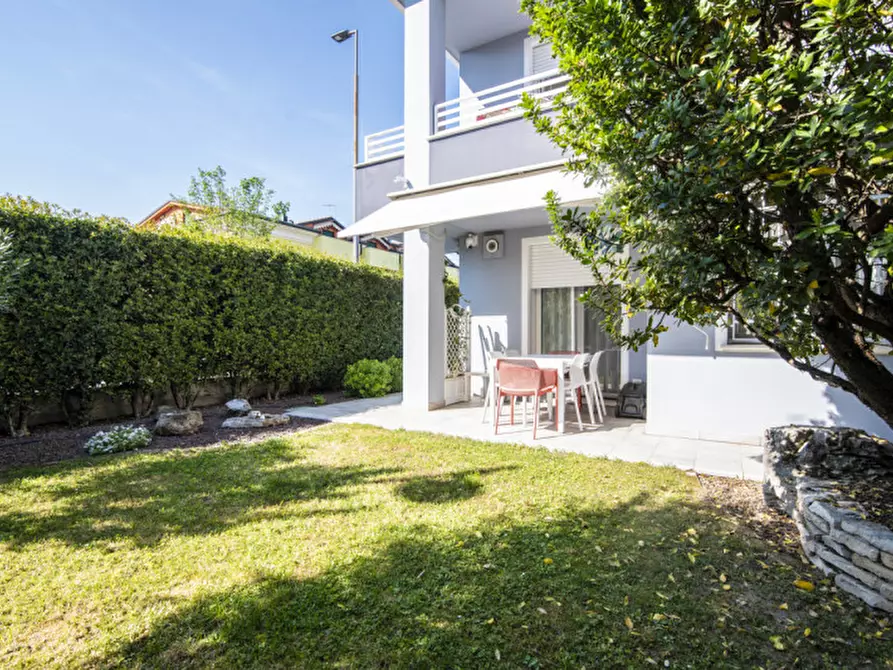 Immagine 21 di Casa bifamiliare in vendita  a Abano Terme