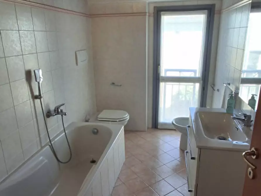 Immagine 13 di Appartamento in affitto  in Via Lonate a Turbigo