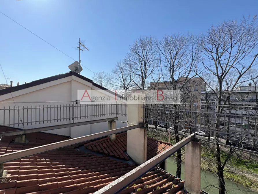 Immagine 8 di Palazzo in vendita  in RIVIERA SAN BENEDETTO a Padova