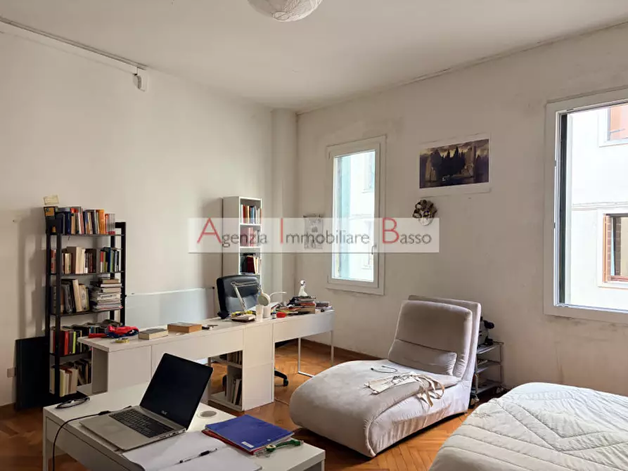 Immagine 19 di Palazzo in vendita  in RIVIERA SAN BENEDETTO a Padova