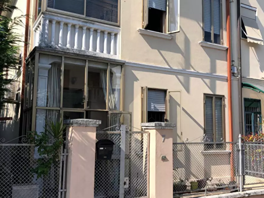 Immagine 1 di Villetta a schiera in affitto  in Via Antonio Simeone Sografi a Padova