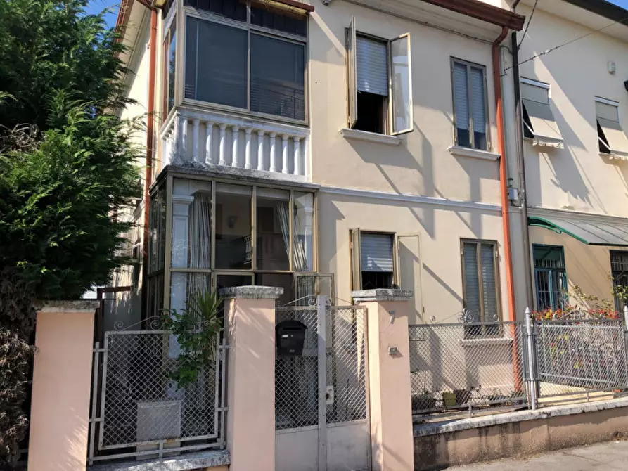 Immagine 33 di Villetta a schiera in affitto  in Via Antonio Simeone Sografi a Padova