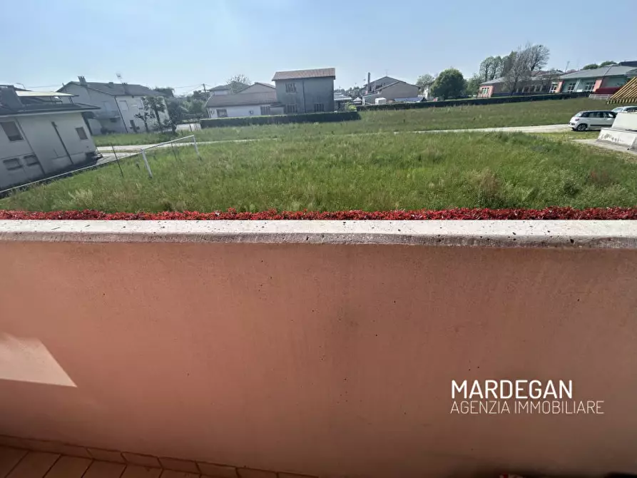 Immagine 15 di Appartamento in vendita  in VIA DELLE STREGHE a San Martino Di Lupari