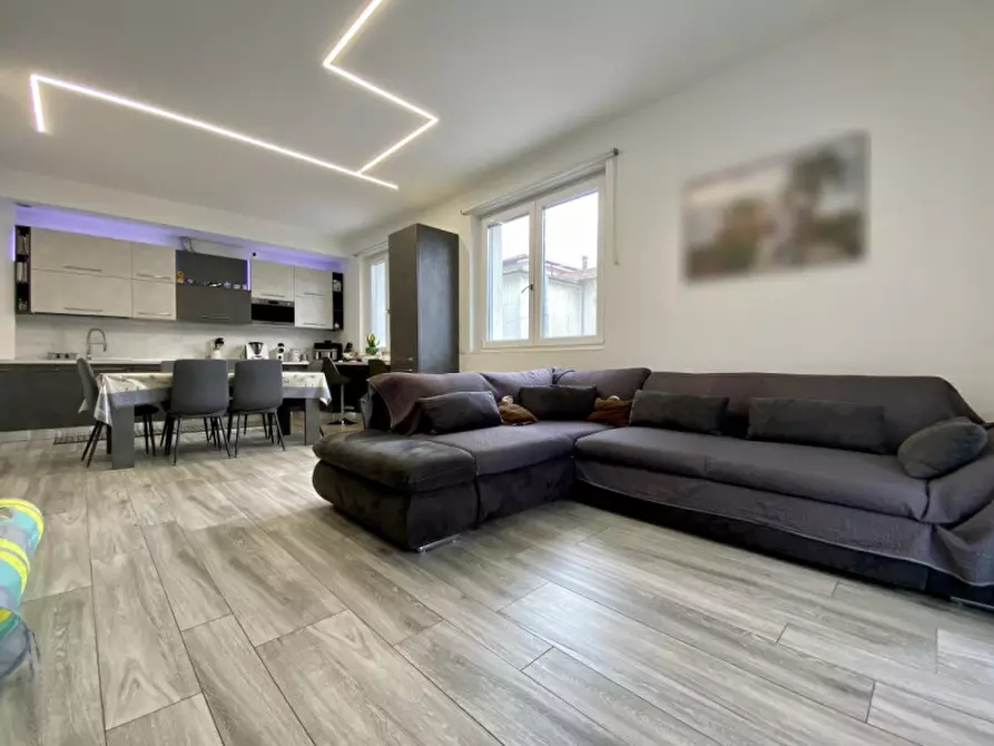 Immagine 3 di Appartamento in vendita  in Viale della Pace a Vicenza