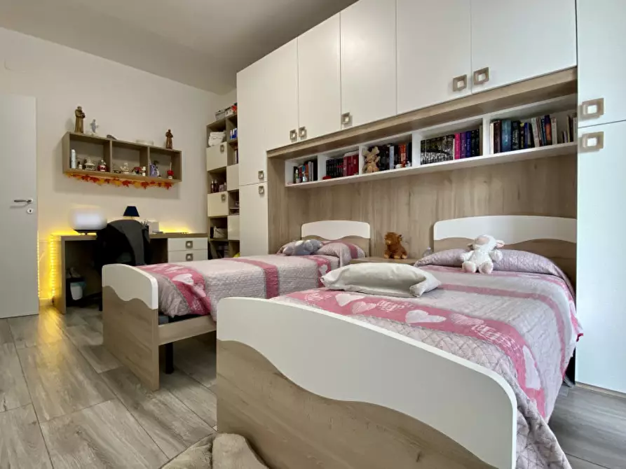 Immagine 25 di Appartamento in vendita  in Viale della Pace a Vicenza