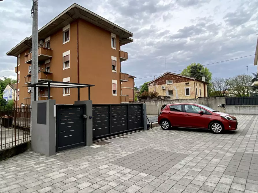 Immagine 37 di Appartamento in vendita  in Viale della Pace a Vicenza