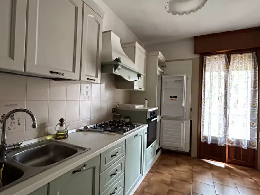 Immagine 10 di Appartamento in vendita  in Via Roma a Salzano