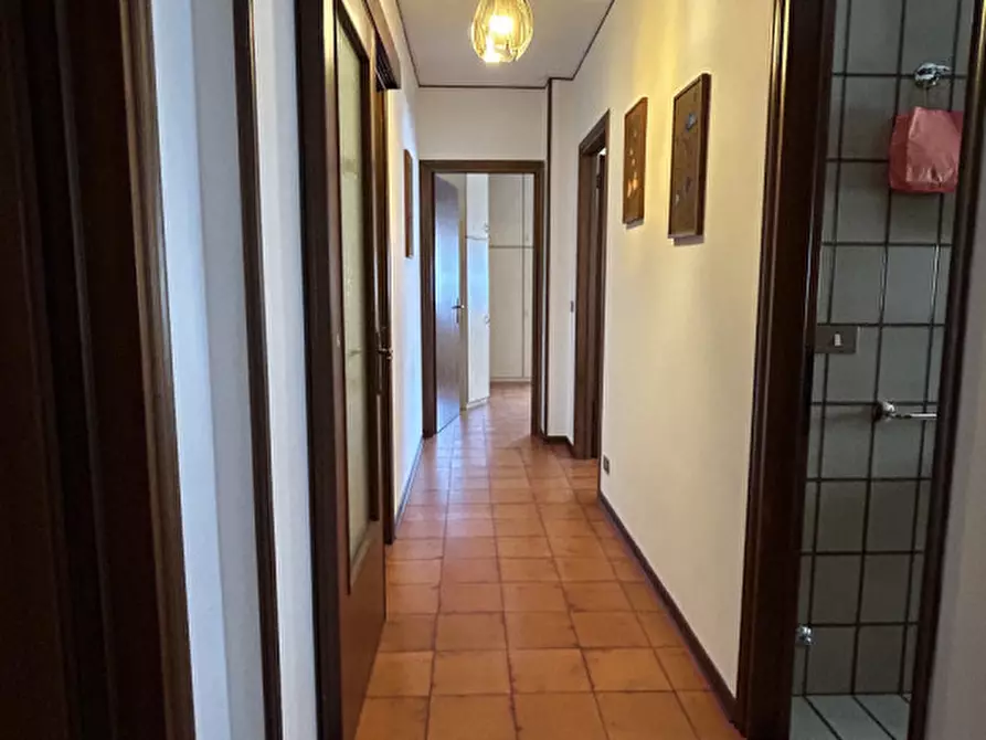 Immagine 22 di Appartamento in vendita  in Via Roma a Salzano