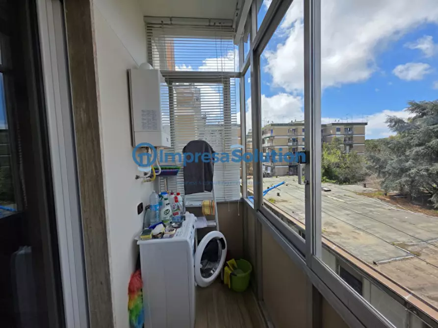 Immagine 17 di Camera in affitto  in Via Consalvo a Napoli