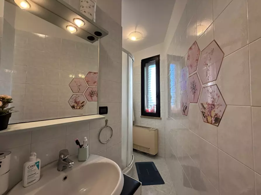 Immagine 11 di Appartamento in vendita  in Via San Mauro a Montegrotto Terme