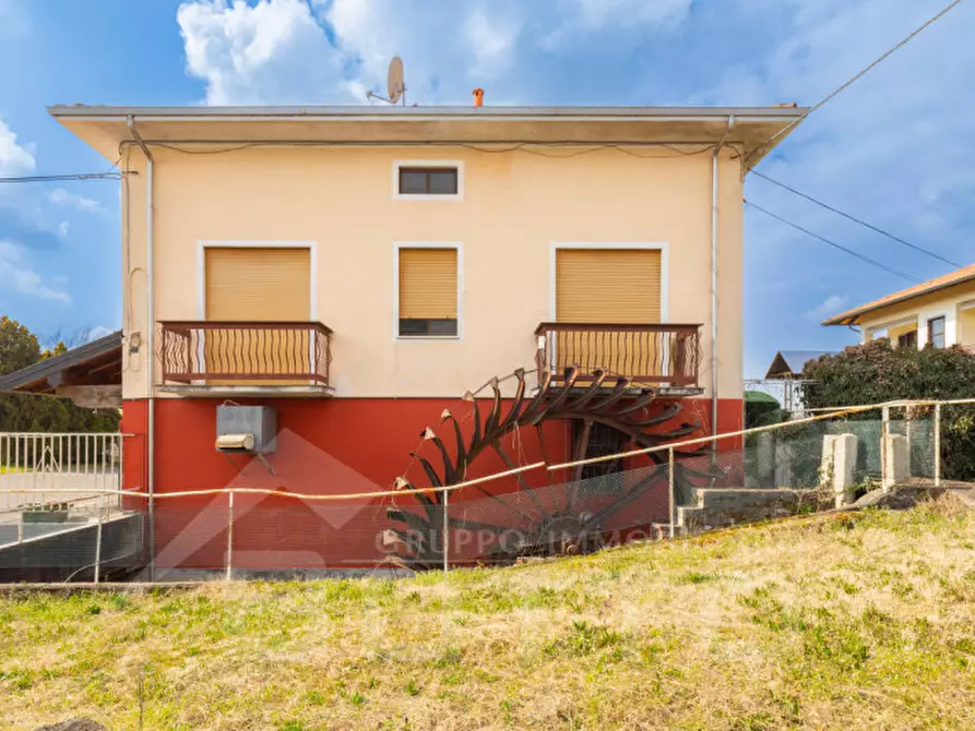 Immagine 4 di Casa indipendente in vendita  in località molino nuovo n 33 a Fontaneto D'agogna