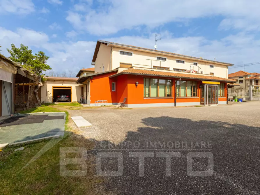 Immagine 5 di Casa indipendente in vendita  in località molino nuovo n 33 a Fontaneto D'agogna