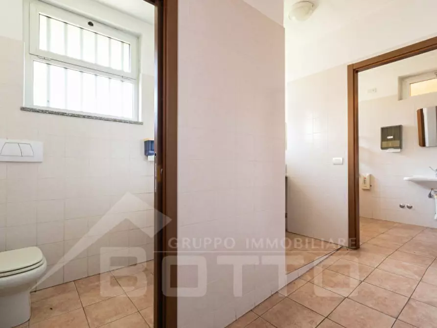 Immagine 18 di Casa indipendente in vendita  in località molino nuovo n 33 a Fontaneto D'agogna