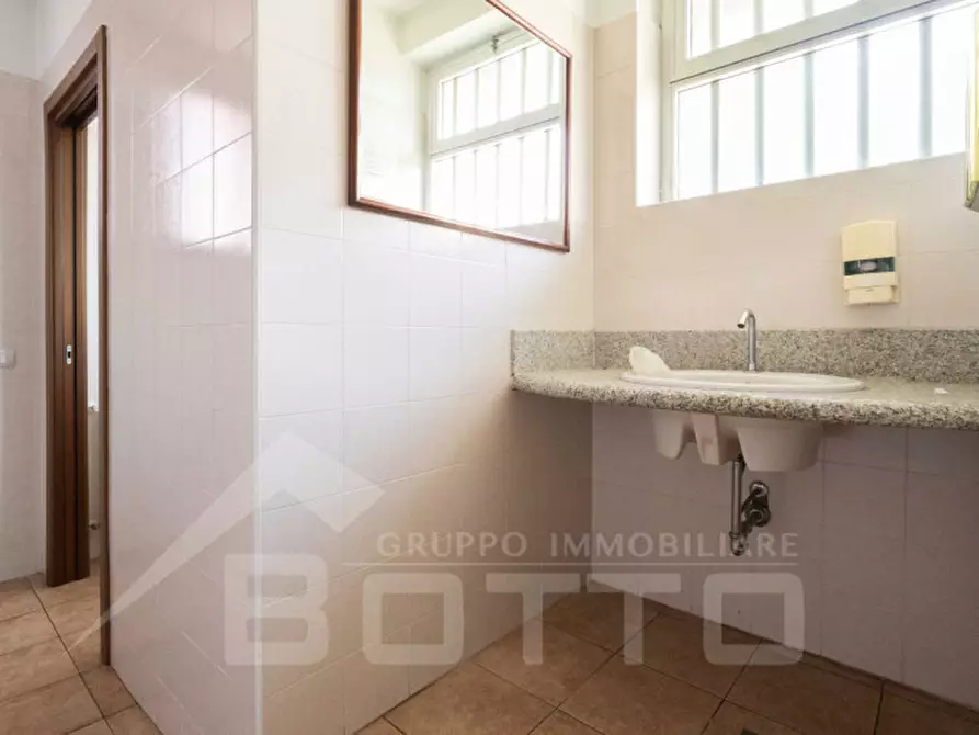 Immagine 19 di Casa indipendente in vendita  in località molino nuovo n 33 a Fontaneto D'agogna