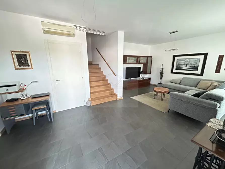 Immagine 9 di Casa trifamiliare in vendita  in via gallinaro a Albignasego
