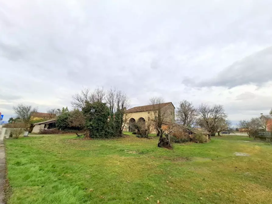 Immagine 7 di Rustico / casale in vendita  in Via San Francesco a Rovolon