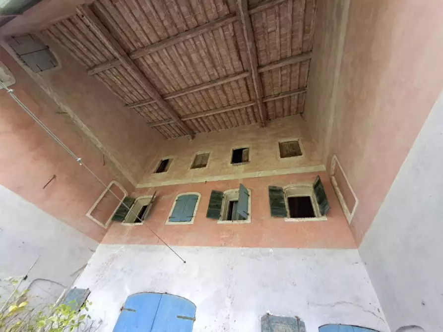 Immagine 14 di Rustico / casale in vendita  in Via San Francesco a Rovolon