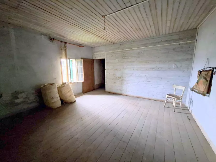 Immagine 30 di Rustico / casale in vendita  in Via San Francesco a Rovolon