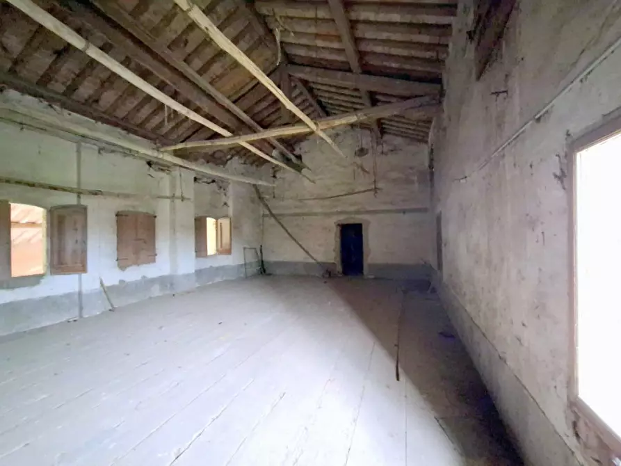 Immagine 31 di Rustico / casale in vendita  in Via San Francesco a Rovolon