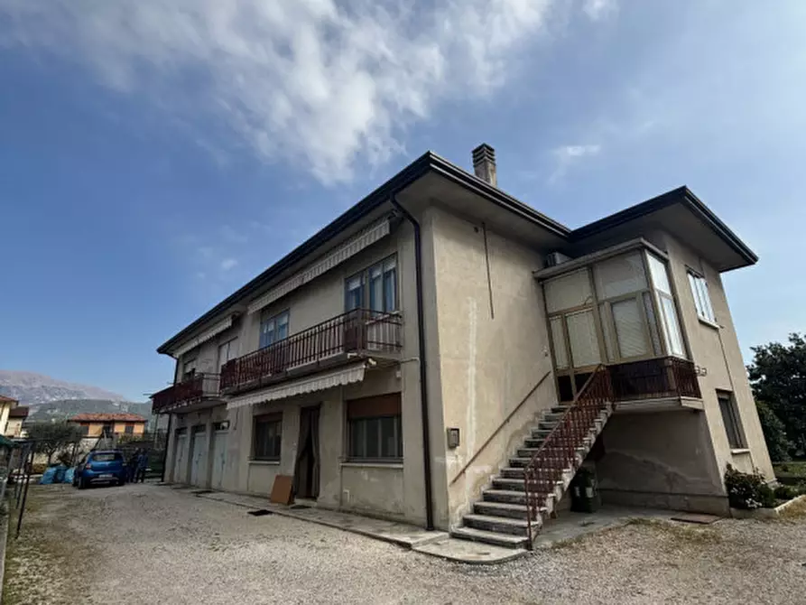 Immagine 1 di Appartamento in vendita  in Via Brenta n. 13 a Vittorio Veneto