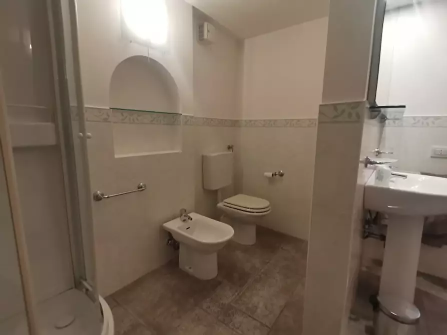 Immagine 14 di Appartamento in affitto  in Via Umberto I a Padova