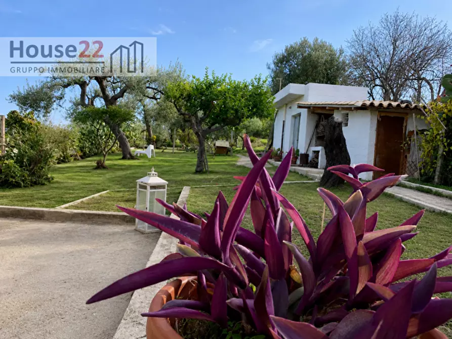 Immagine 6 di Casa indipendente in vendita  in contrada zupparda a Noto