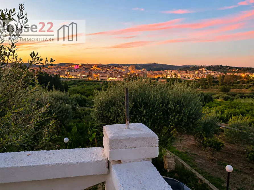 Immagine 41 di Casa indipendente in vendita  in contrada zupparda a Noto