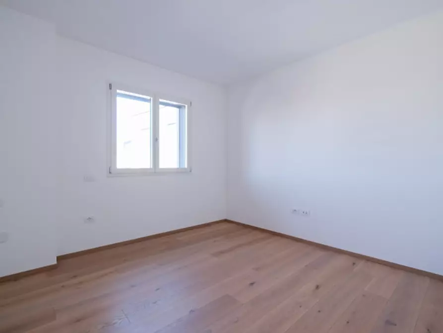Immagine 21 di Appartamento in affitto  in Piazzale Giuseppe Giusti 8 a Vicenza