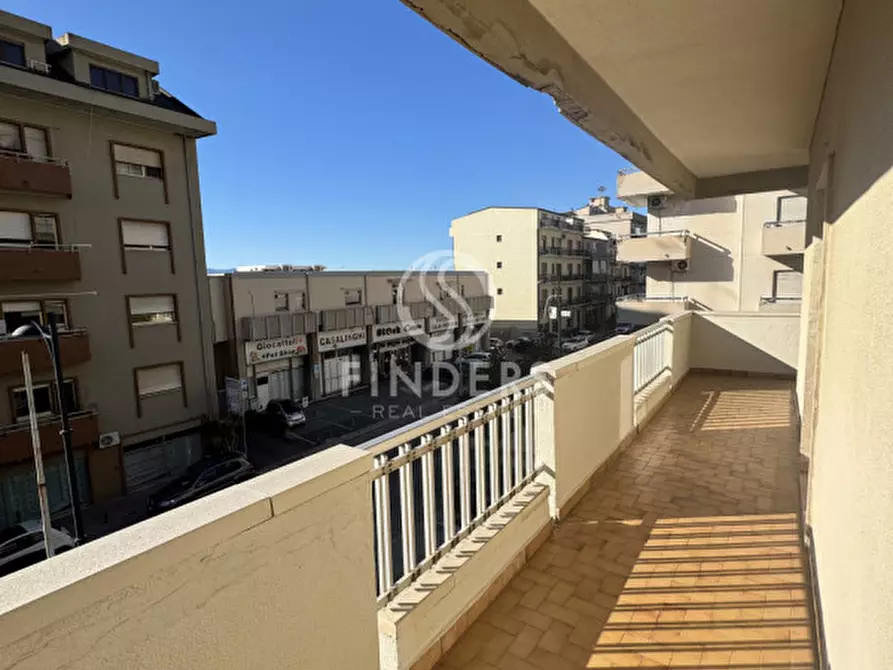 Immagine 24 di Appartamento in affitto  in nazionale pentimele 185 a Reggio Di Calabria