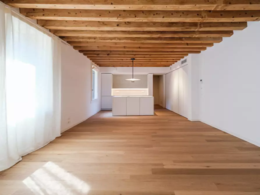 Immagine 14 di Appartamento in affitto  a Vicenza