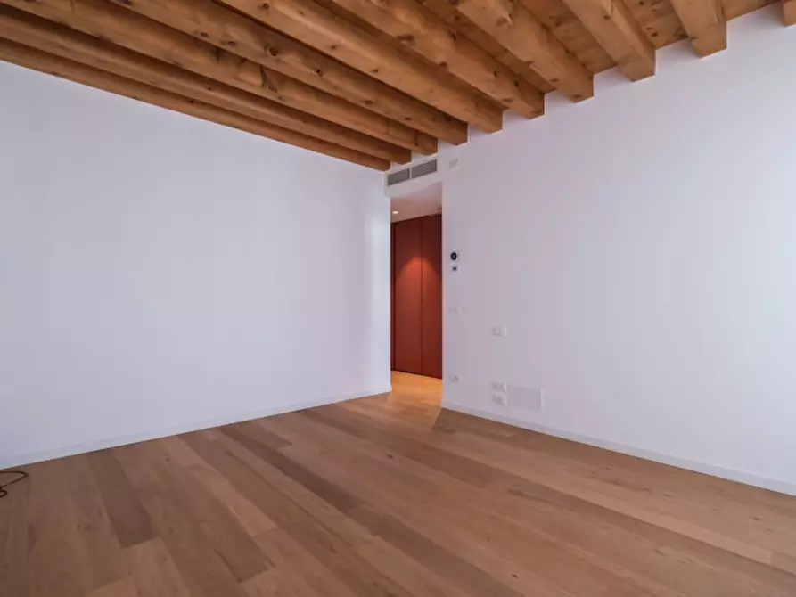 Immagine 22 di Appartamento in affitto  a Vicenza