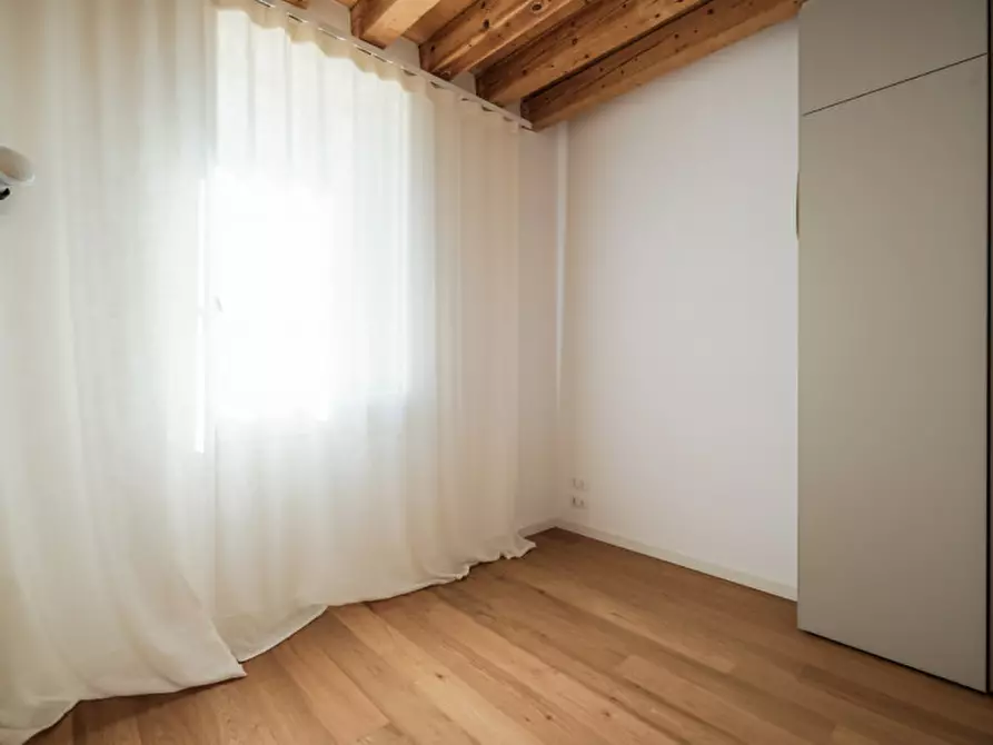 Immagine 27 di Appartamento in affitto  a Vicenza